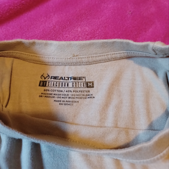 Realtree Tee - Picture 2 of 2